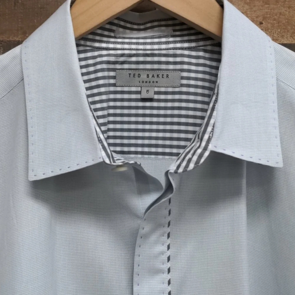 Ted Baker , light blue Men's shirt, size 5 - Picture 3 of 7